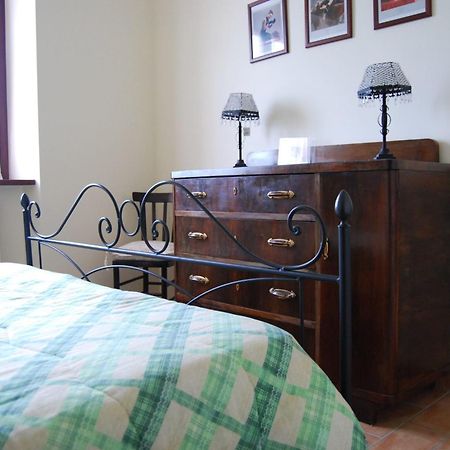 Bed and Breakfast Casale Il Cerqueto Сан-Северино-Марке Номер фото