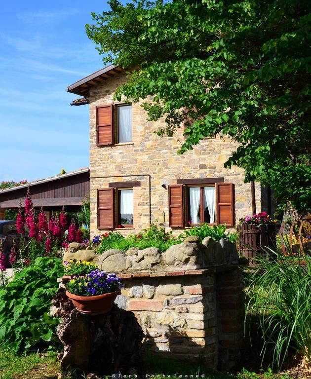 Bed and Breakfast Casale Il Cerqueto Сан-Северино-Марке Екстер'єр фото